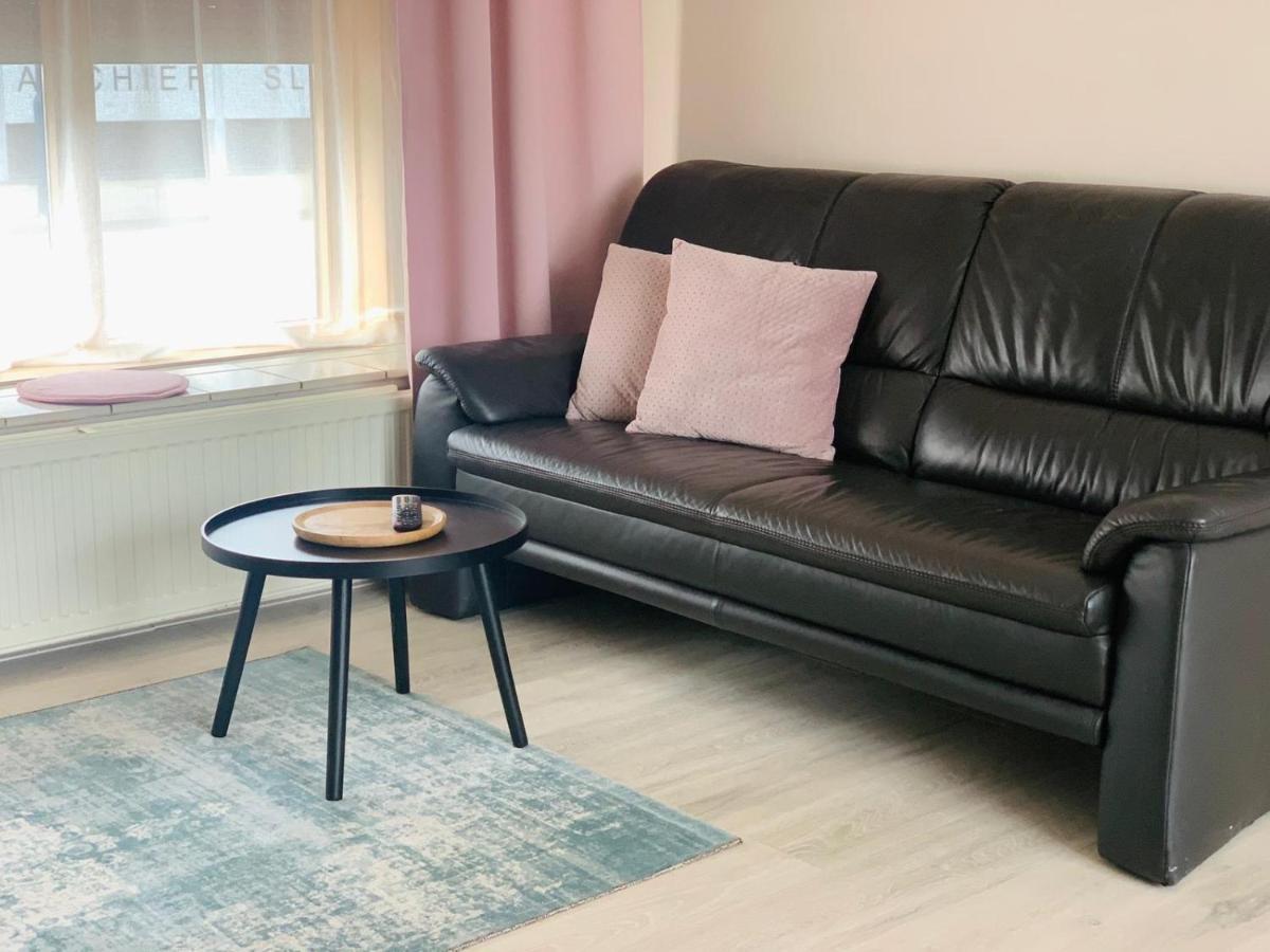 Appartamento Cosy House In The Heart Of The Center! Oostburg Esterno foto